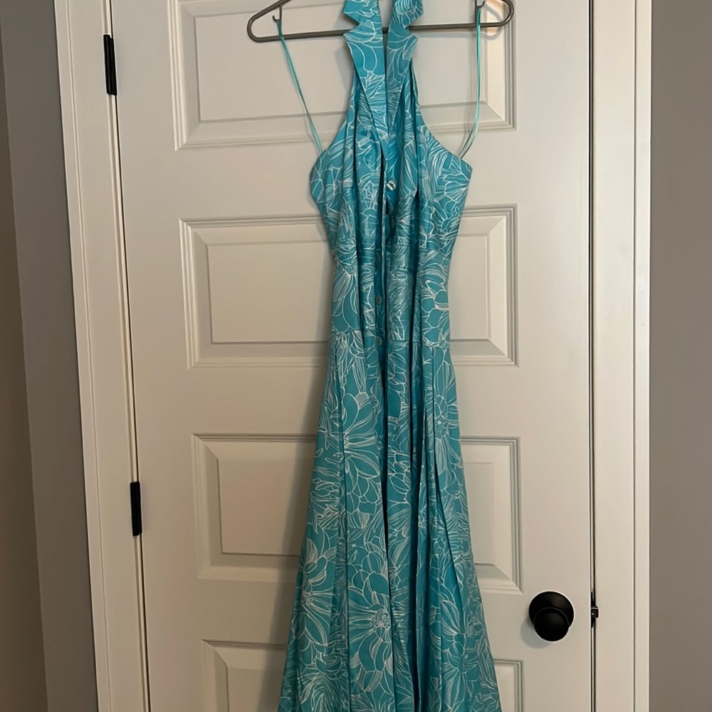EUC collared sundress with pleats